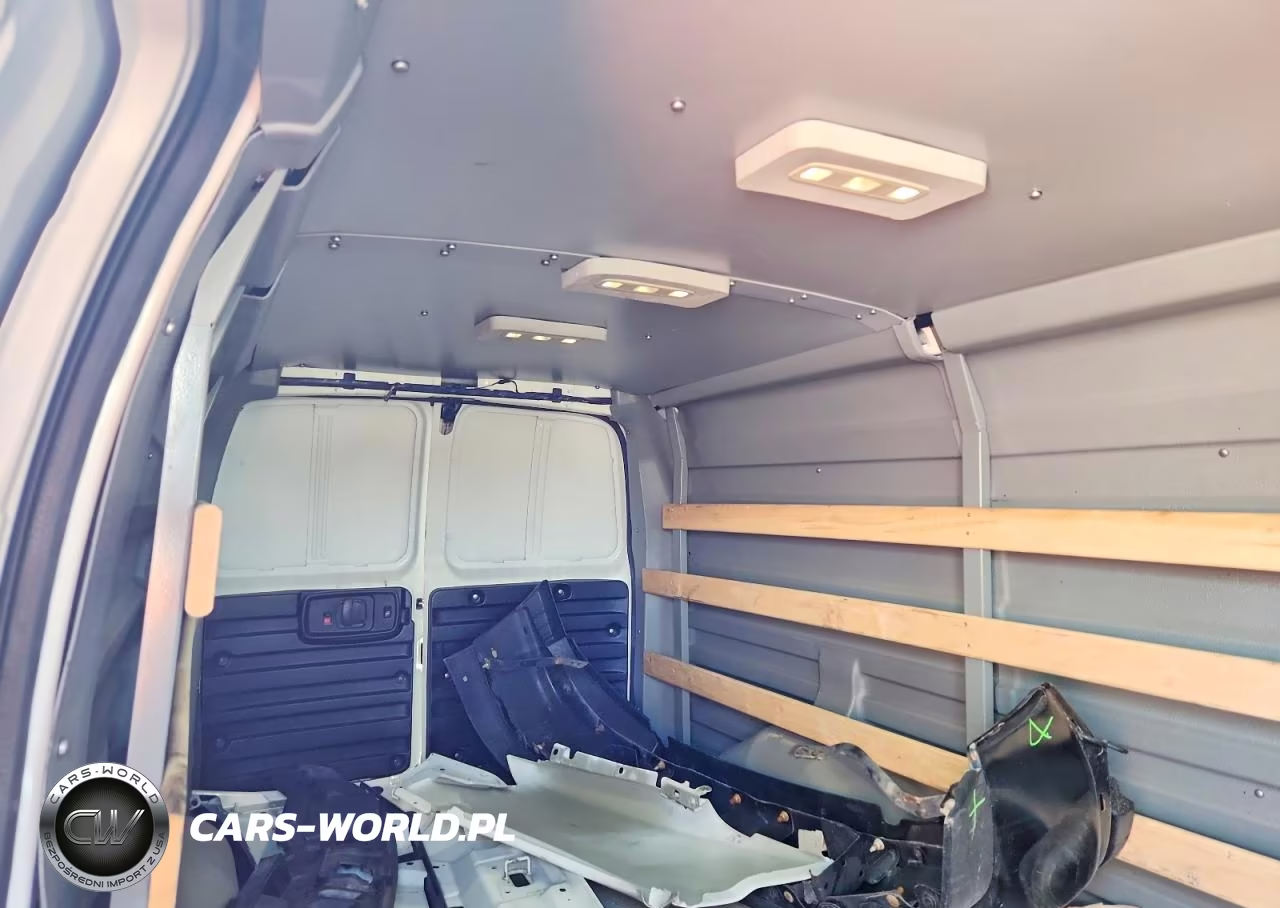 2020 GMC Savana 2500 Cargo Delivery Van VIN:1GTW7BFP8L1263678 - 10