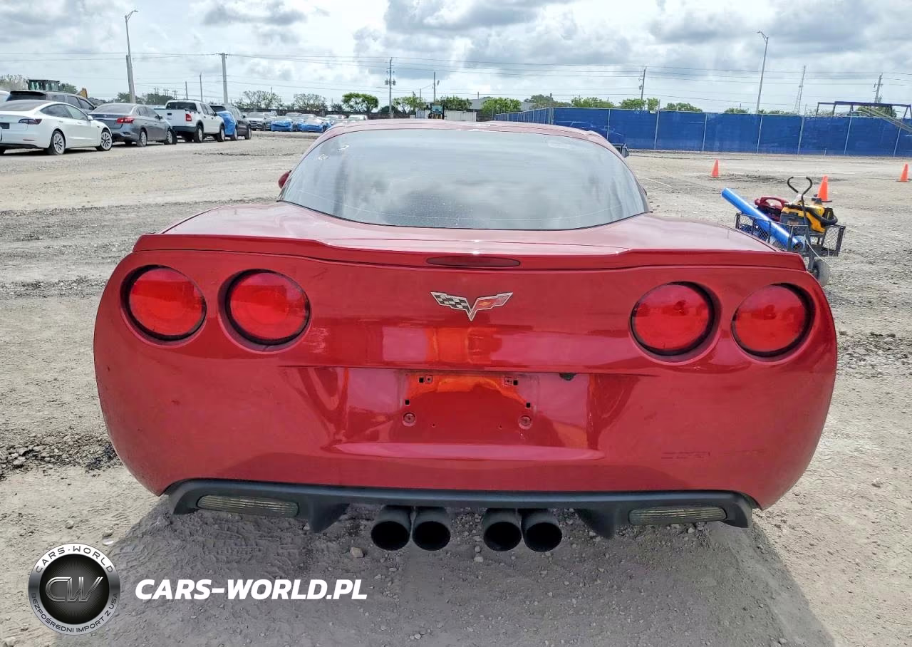 2010 Chevrolet Corvette VIN:1G1YG2DW2A5100588 - 10