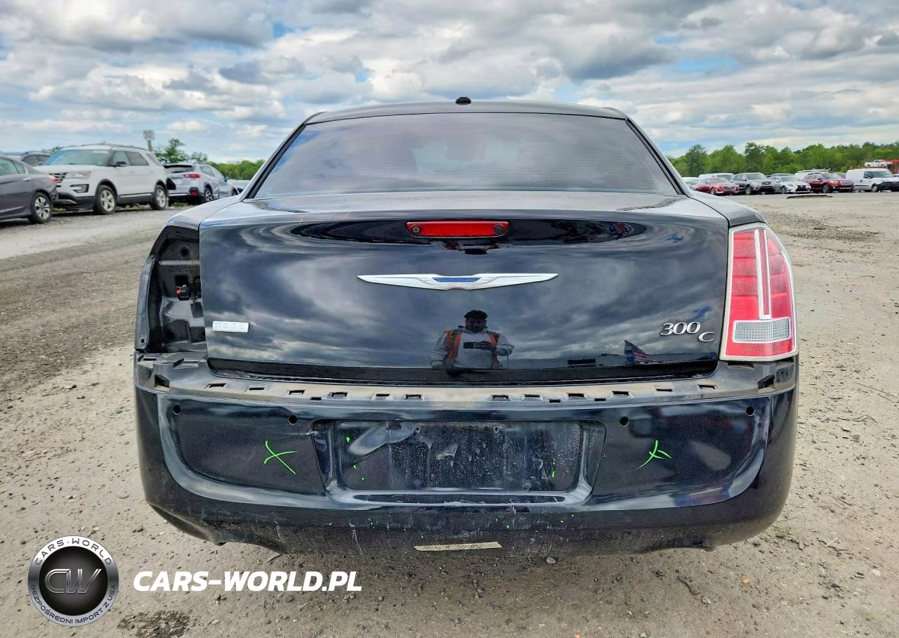 2013 Chrysler 300C Varvatos VIN:2C3CCADT1DH621722 - 6