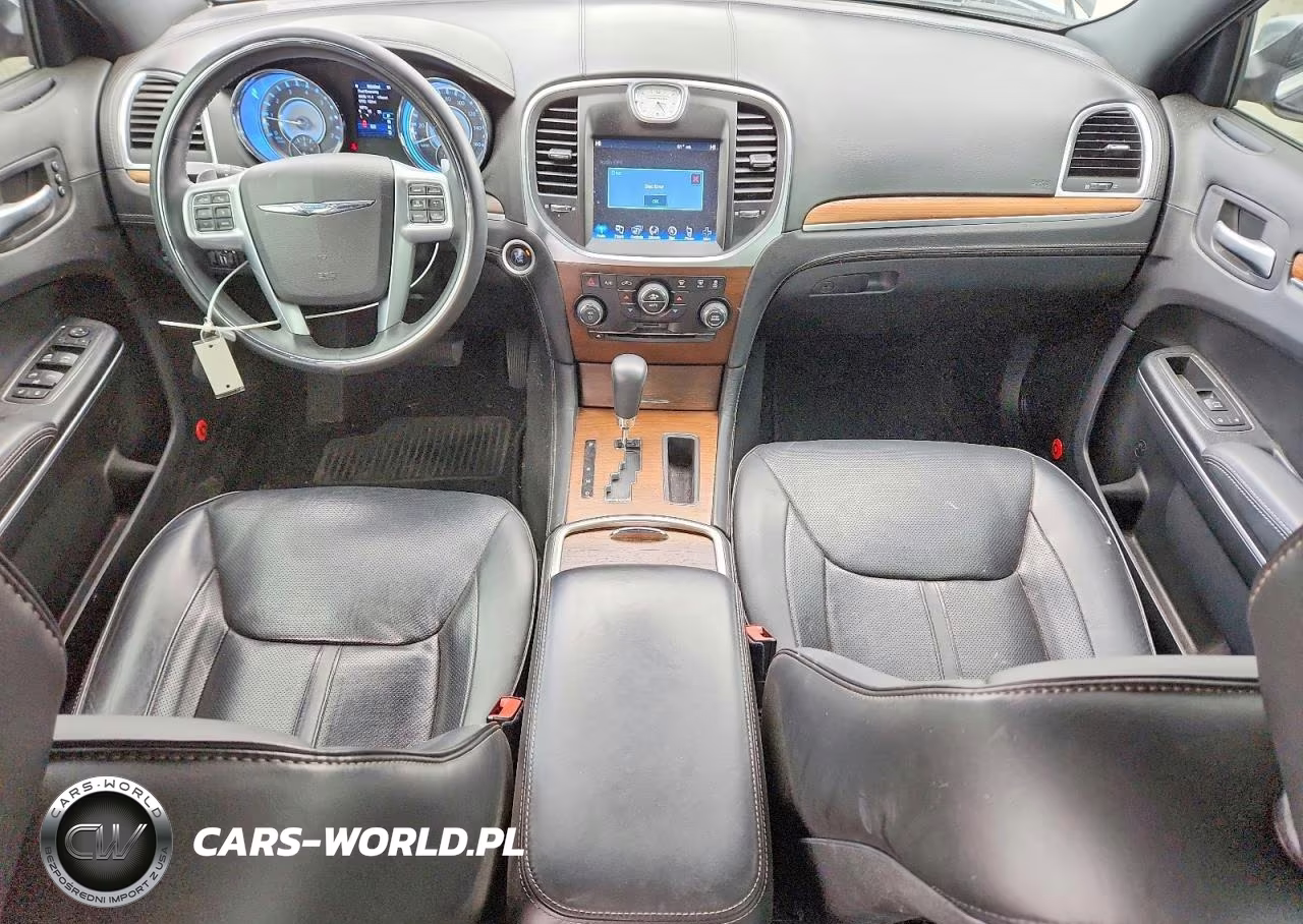 2013 Chrysler 300C Varvatos VIN:2C3CCADT1DH621722 - 8