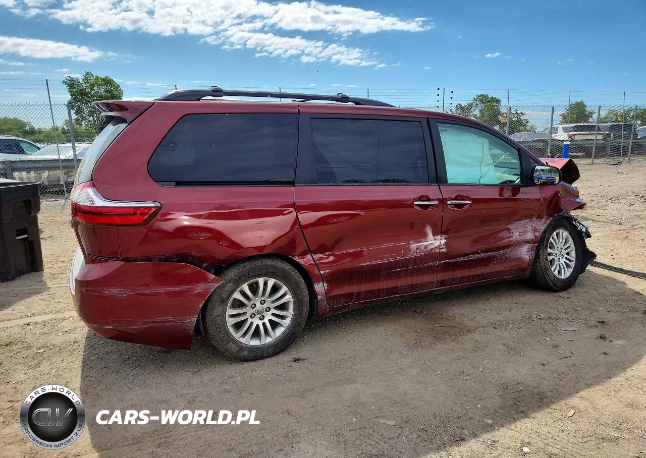 2017 Toyota Sienna Xle 8-Passenger VIN:5TDYZ3DC5HS875906 - 3