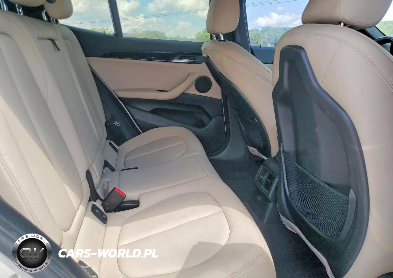 2018 BMW X2 xDrive28I VIN:WBXYJ5C36JEF75314 - 11
