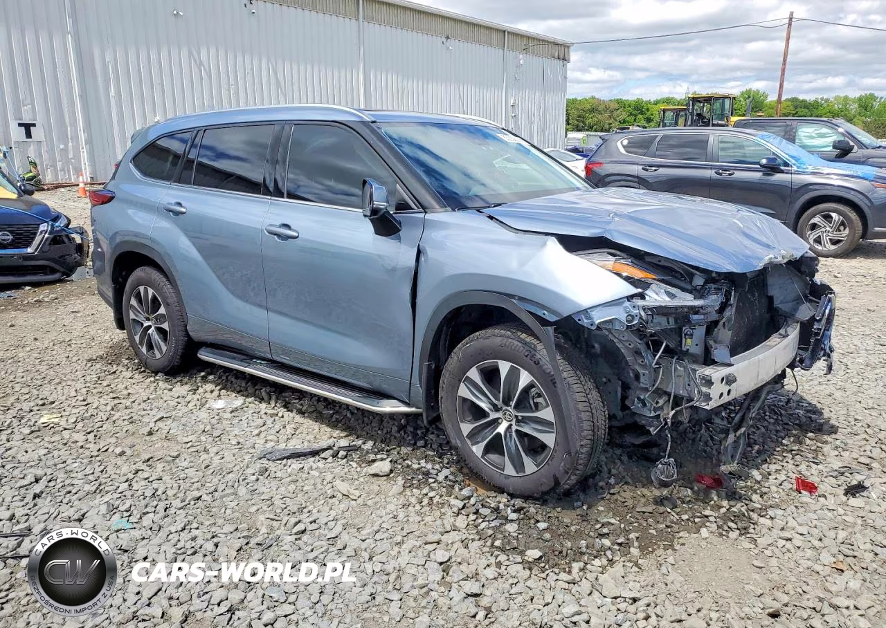 2020 Toyota Highlander Xle VIN:5TDHZRBH7LS046510 - 4
