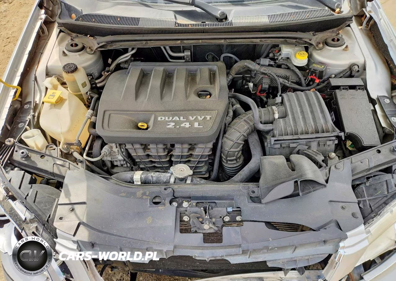 2012 Chrysler 200 Touring VIN:1C3BCBEBXCN121975 - 11
