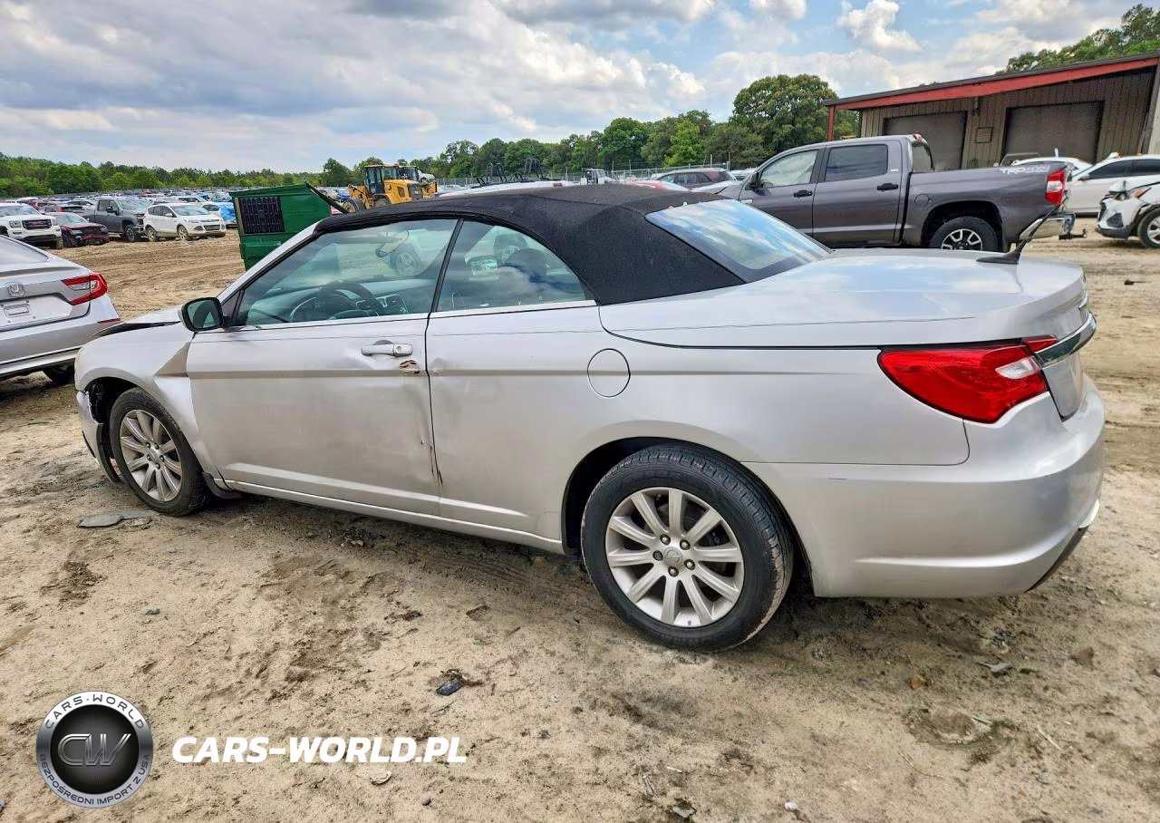 2012 Chrysler 200 Touring VIN:1C3BCBEBXCN121975 - 2