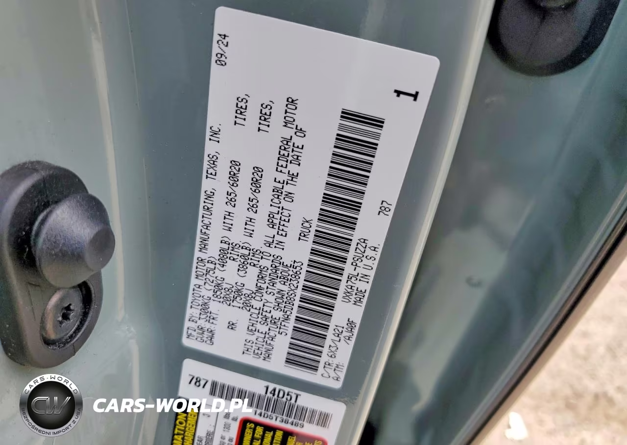 2025 Toyota Tundra Platinum VIN:5TFNA5DB8SX238653 - 13