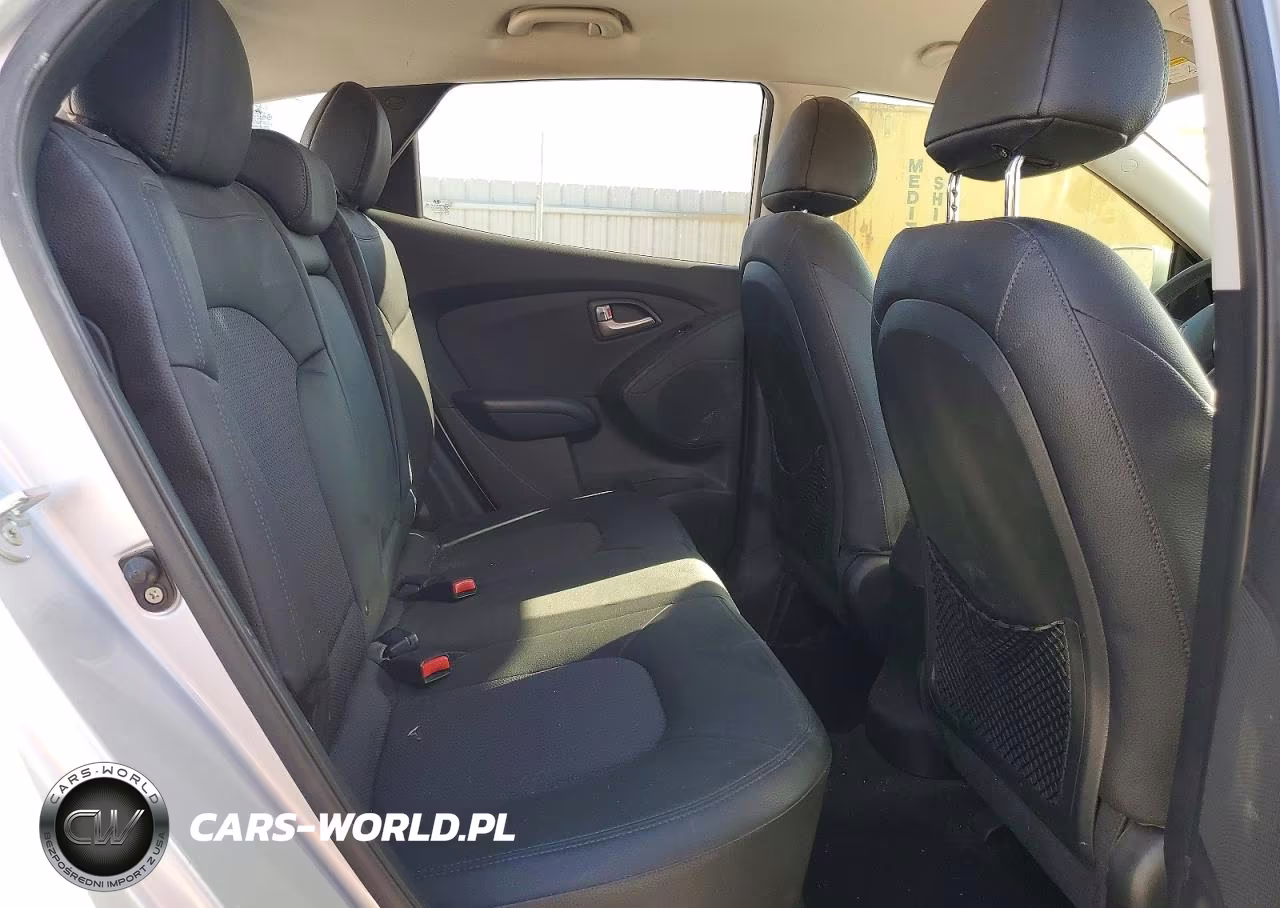 2012 Hyundai Tucson Gls VIN:KM8JU3AC6CU511773 - 10