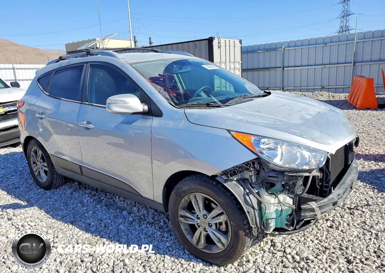 2012 Hyundai Tucson Gls VIN:KM8JU3AC6CU511773 - 4