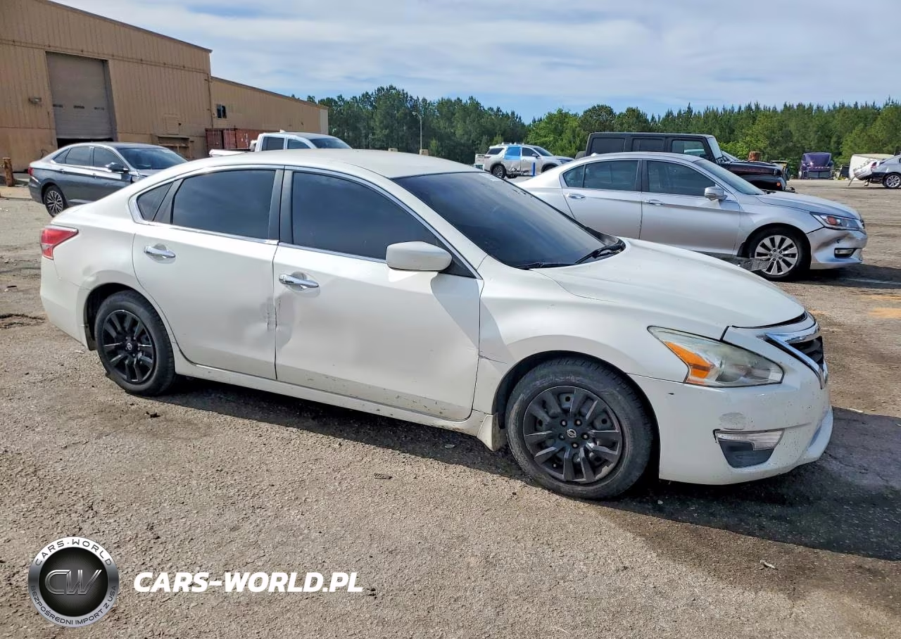 2013 Nissan Altima 2.5 VIN:1N4AL3AP8DC168486 - 4