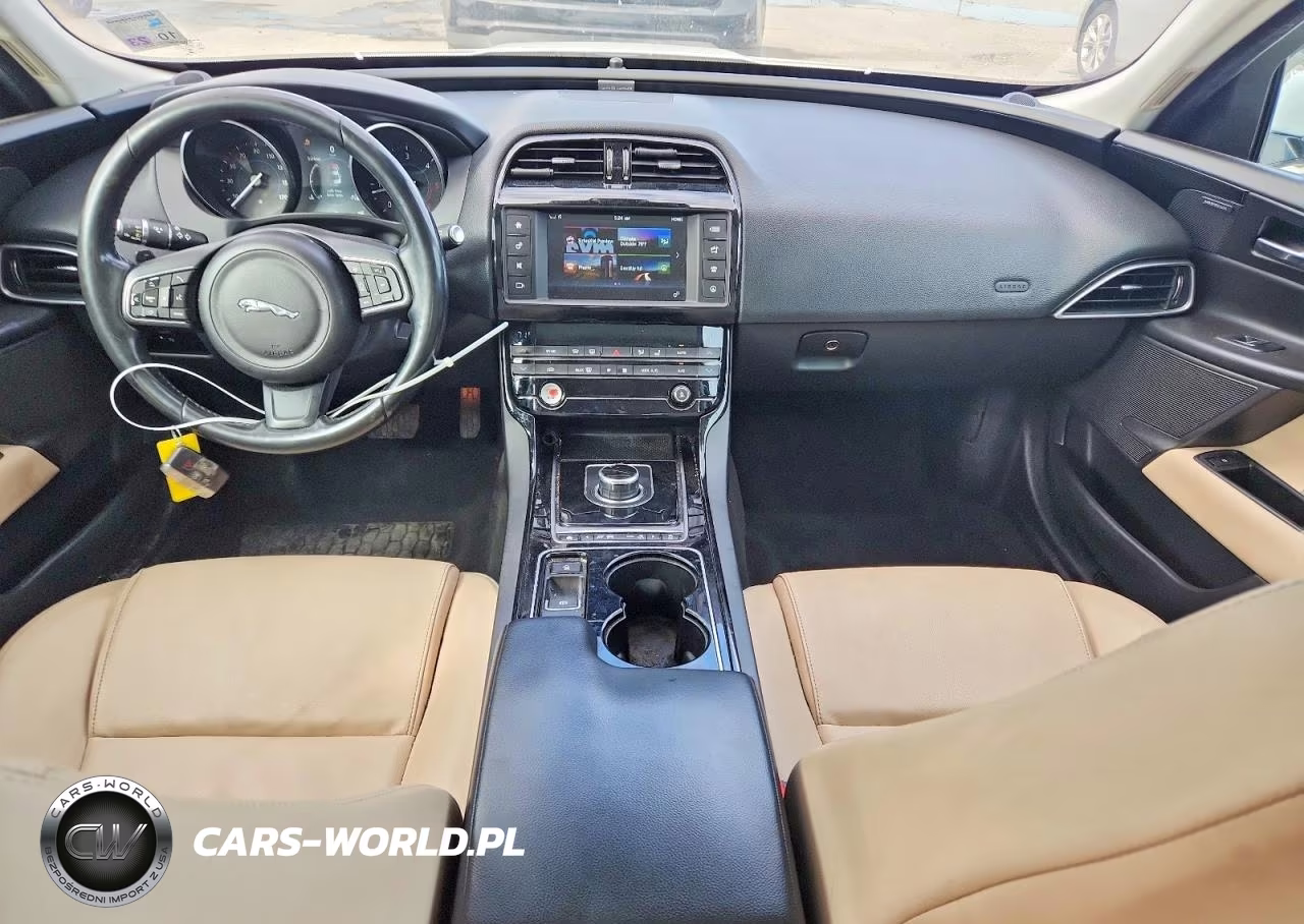 2017 Jaguar Xe Premium VIN:SAJAD4BN7HA971335 - 8