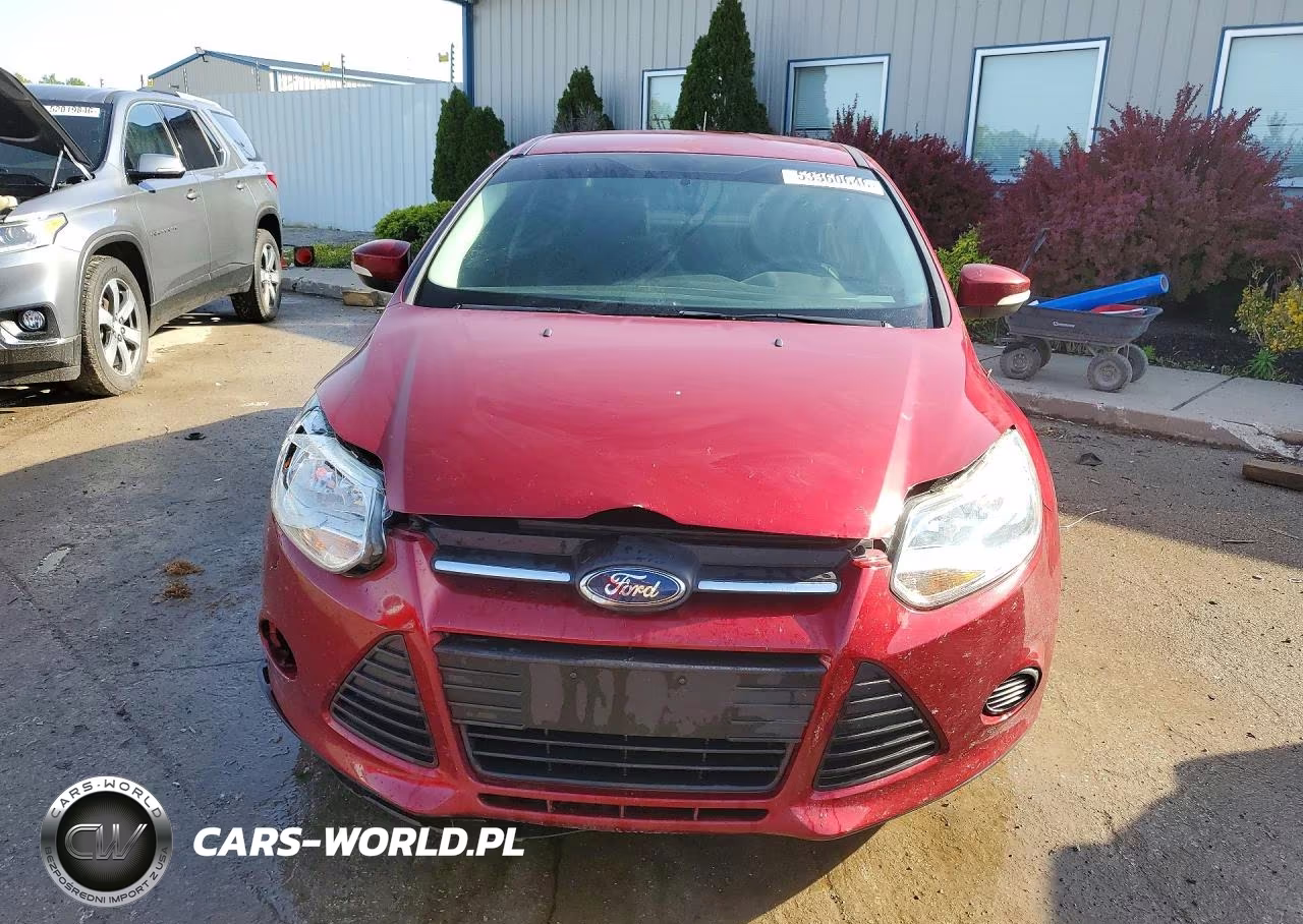 2014 Ford Focus Se VIN:1FADP3F2XEL399065 - 5