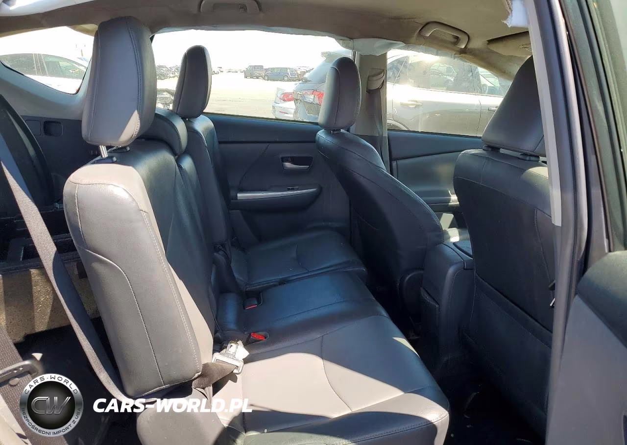 2012 Toyota Prius V Five VIN:JTDZN3EU6C3097553 - 11