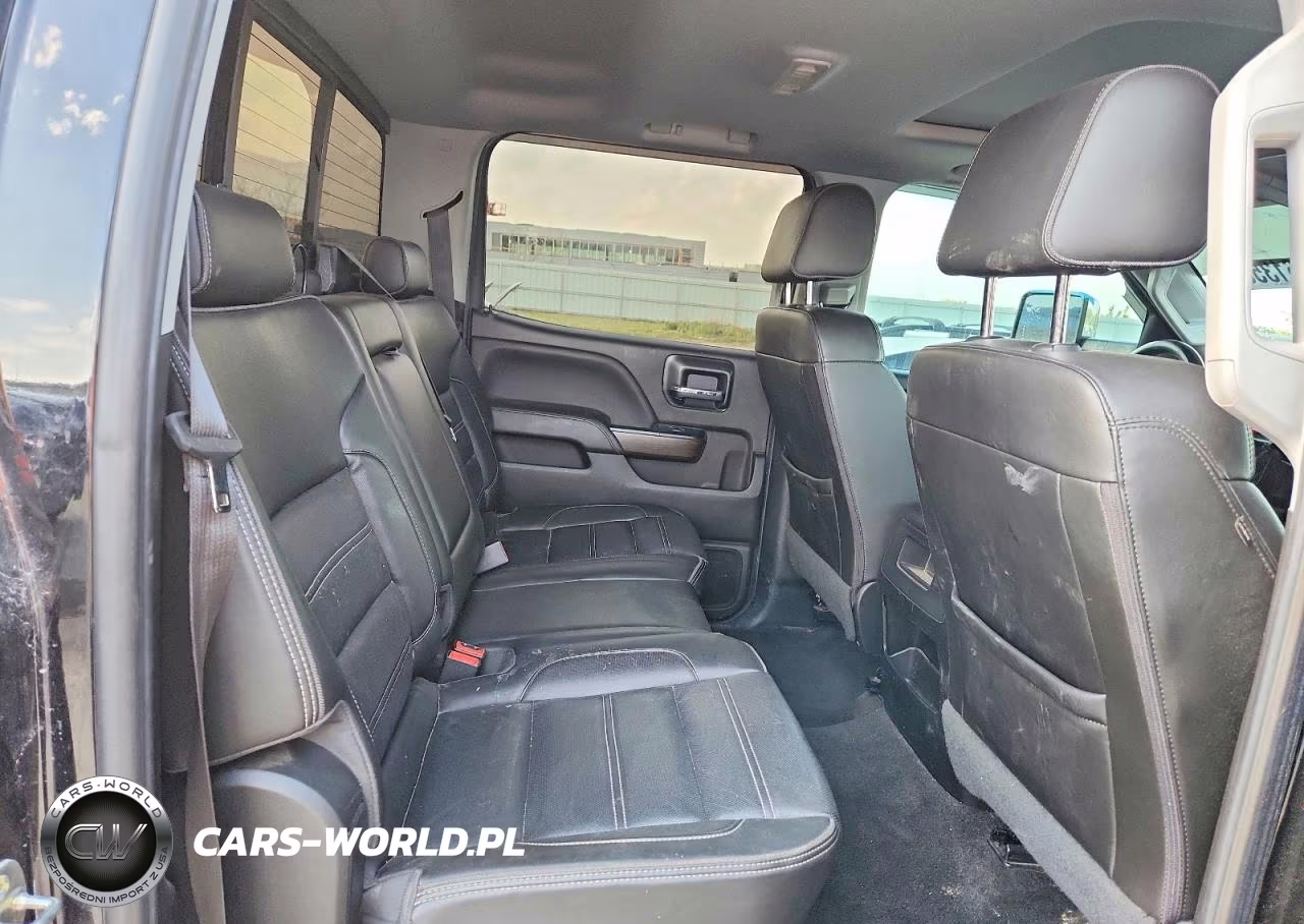 2018 GMC Sierra K2500 Denali VIN:1GT12UEY3JF232904 - 10