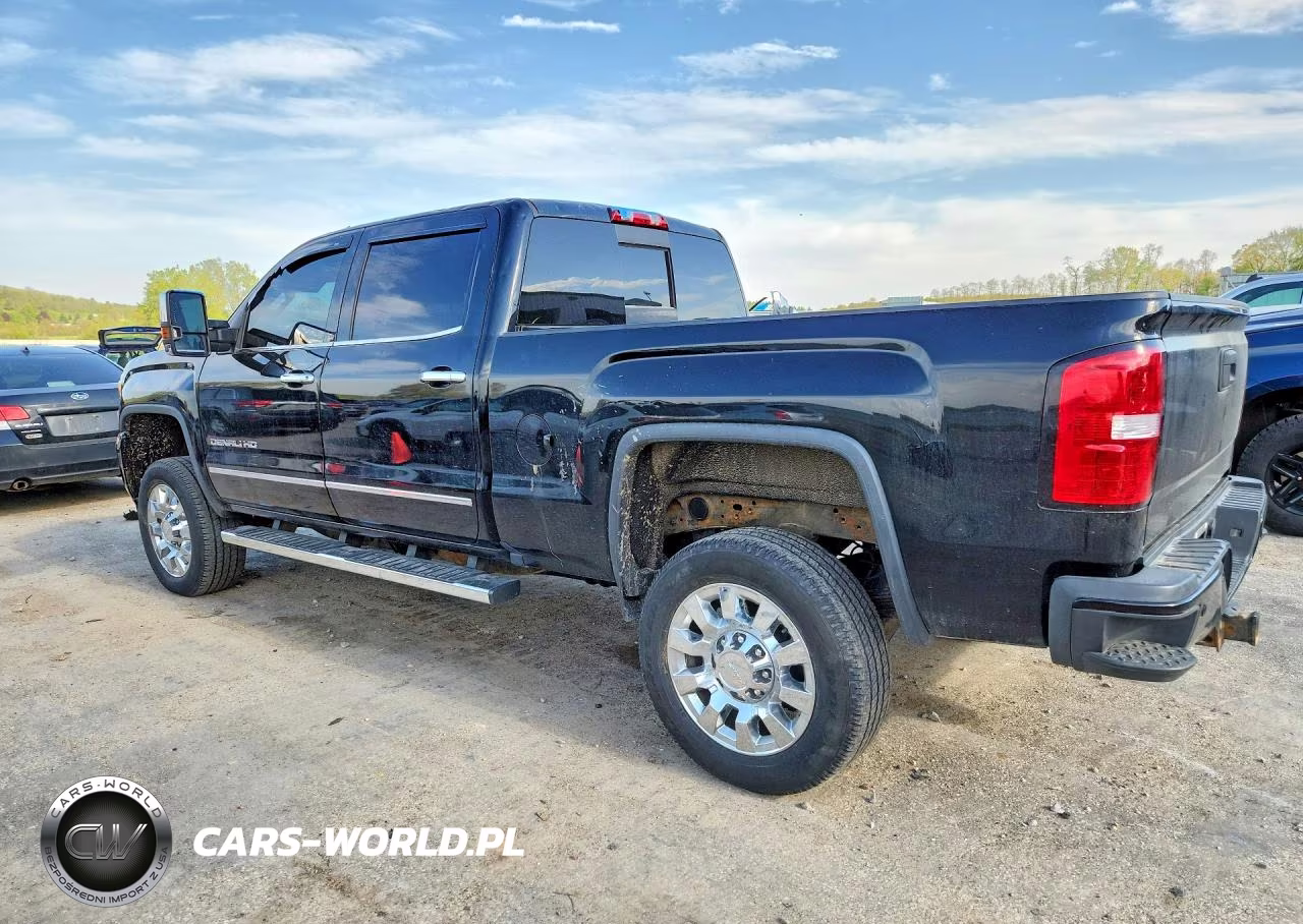 2018 GMC Sierra K2500 Denali VIN:1GT12UEY3JF232904 - 2