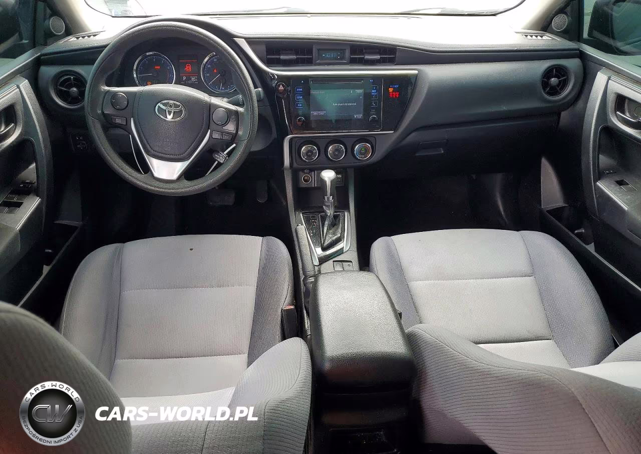 2018 Toyota Corolla L VIN:5YFBURHE3JP836216 - 8
