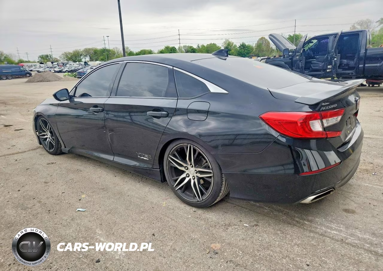 2018 Honda Accord Sport VIN:1HGCV1F30JA143985 - 2