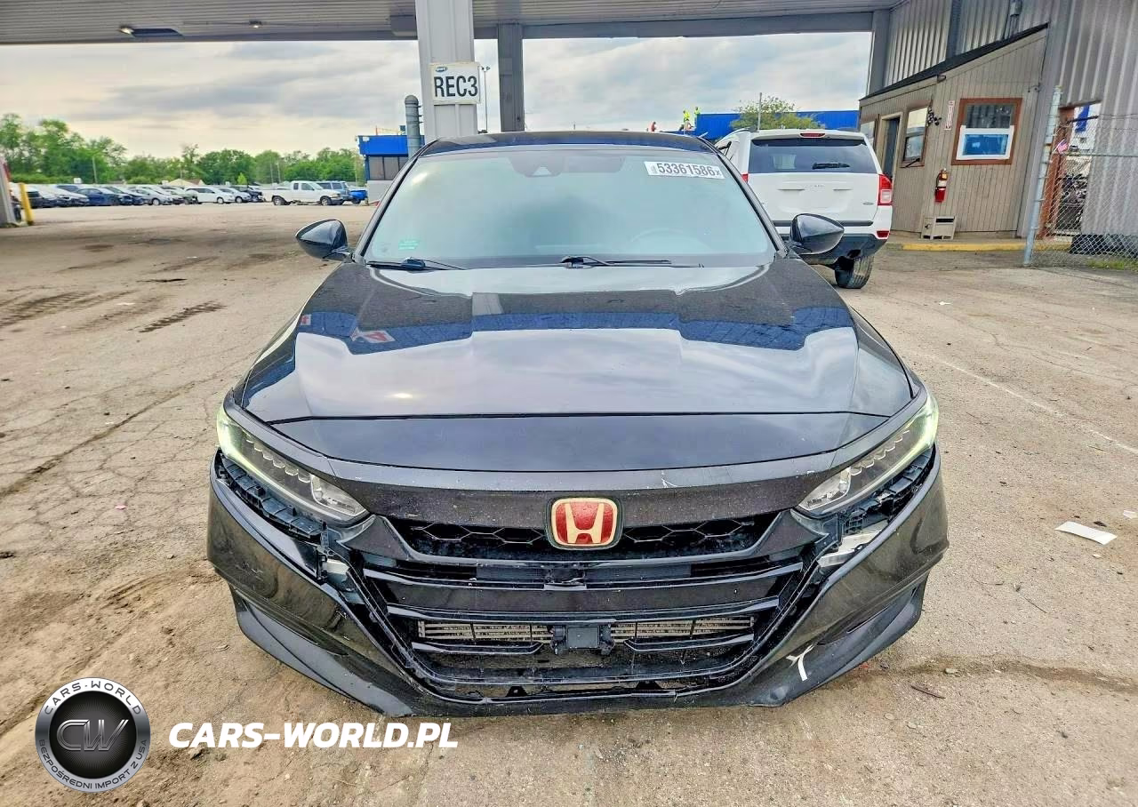 2018 Honda Accord Sport VIN:1HGCV1F30JA143985 - 5