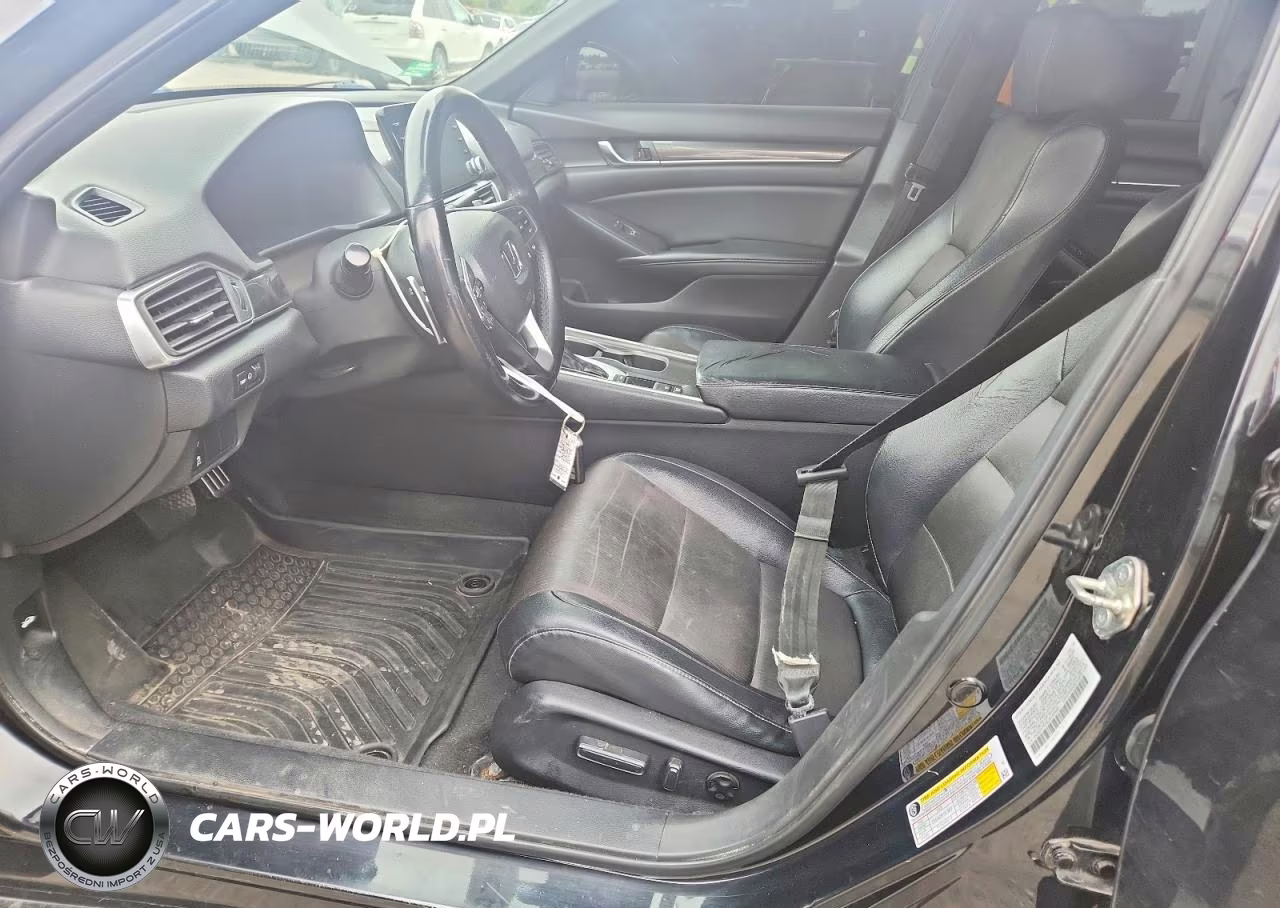2018 Honda Accord Sport VIN:1HGCV1F30JA143985 - 7