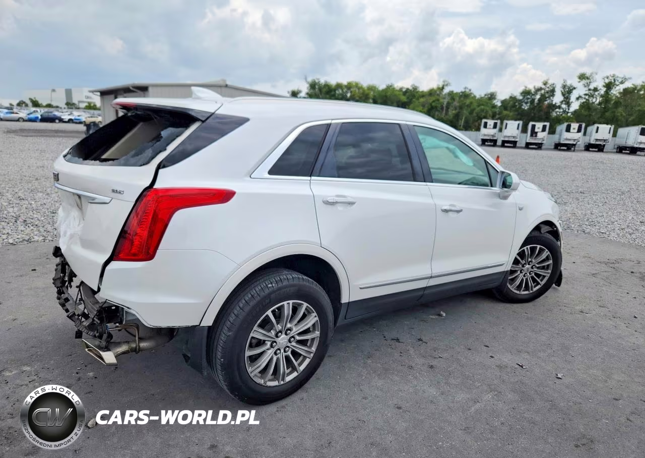 2018 Cadillac Xt5 Luxury VIN:1GYKNCRS2JZ211773 - 3