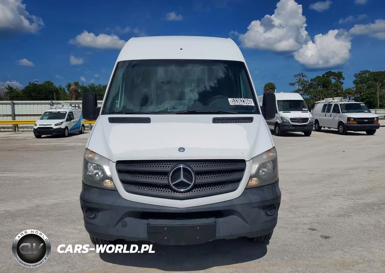 2015 Mercedes Benz Sprinter 2500 Delivery Van VIN:WD3PE8DB2FP124940 - 5