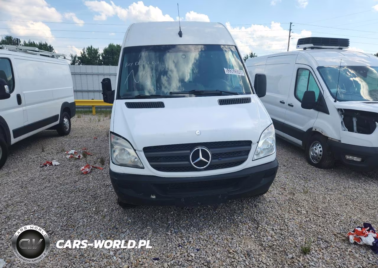 2011 Mercedes-Benz Sprinter 2500 Delivery Van VIN:WD3PE8CB9B5601483 - 5