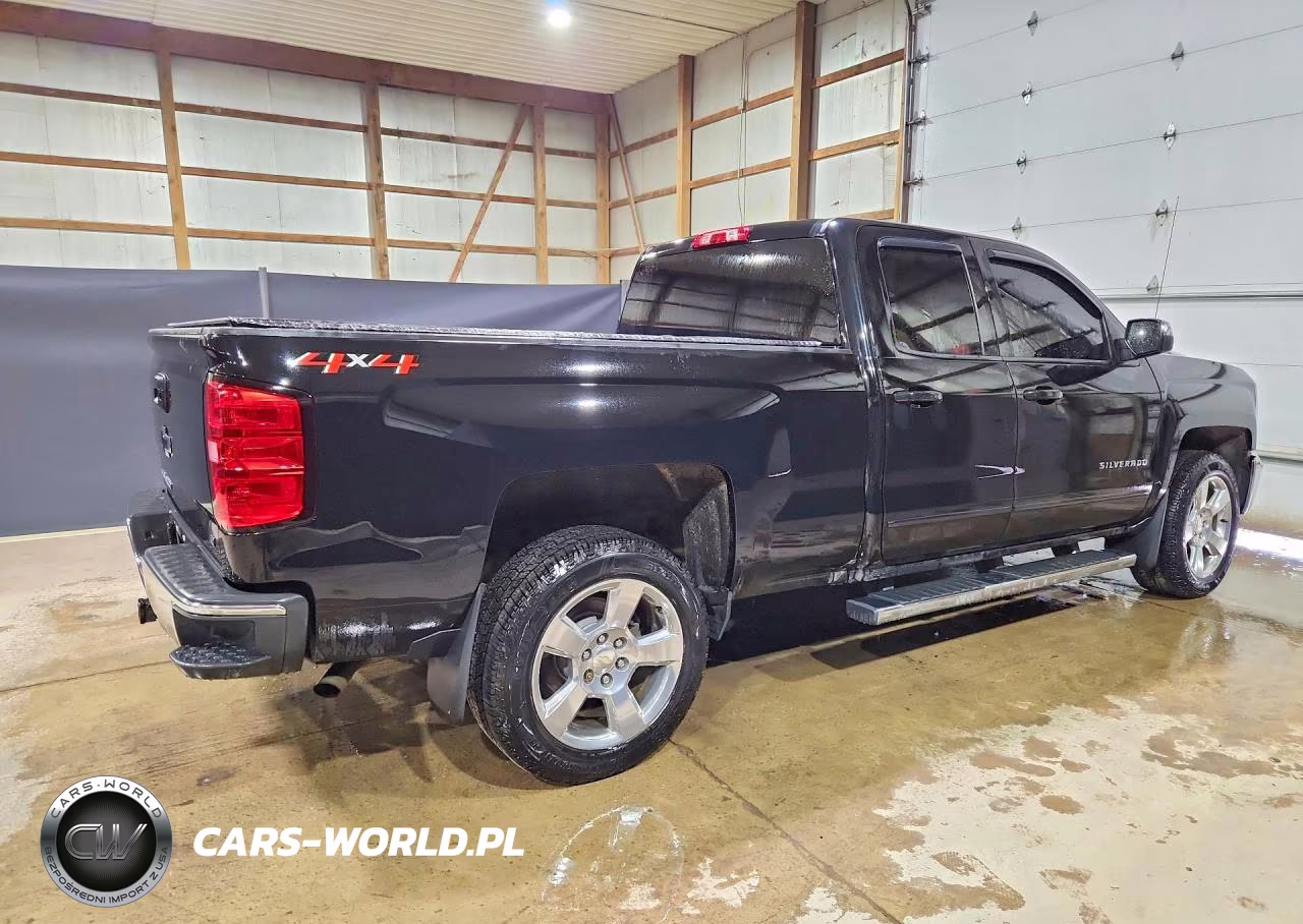 2018 Chevrolet Silverado K1500 Lt VIN:1GCVKREC0JZ360812 - 3