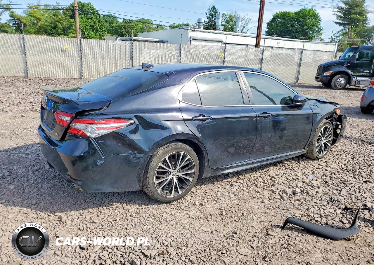 2019 Toyota Camry Se VIN:4T1B11HK5KU750194 - 3