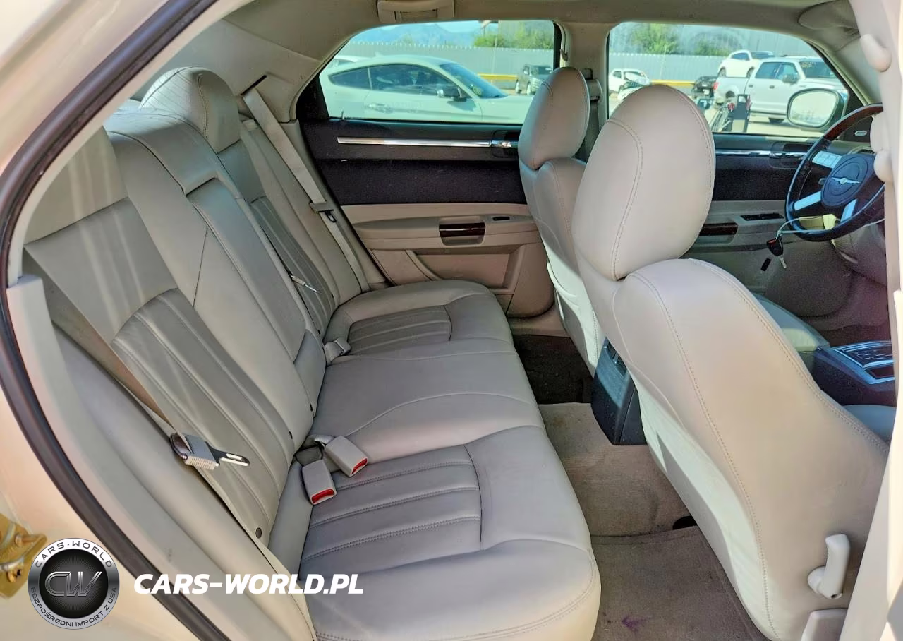 2006 Chrysler 300C VIN:2C3KA63H16H248292 - 10