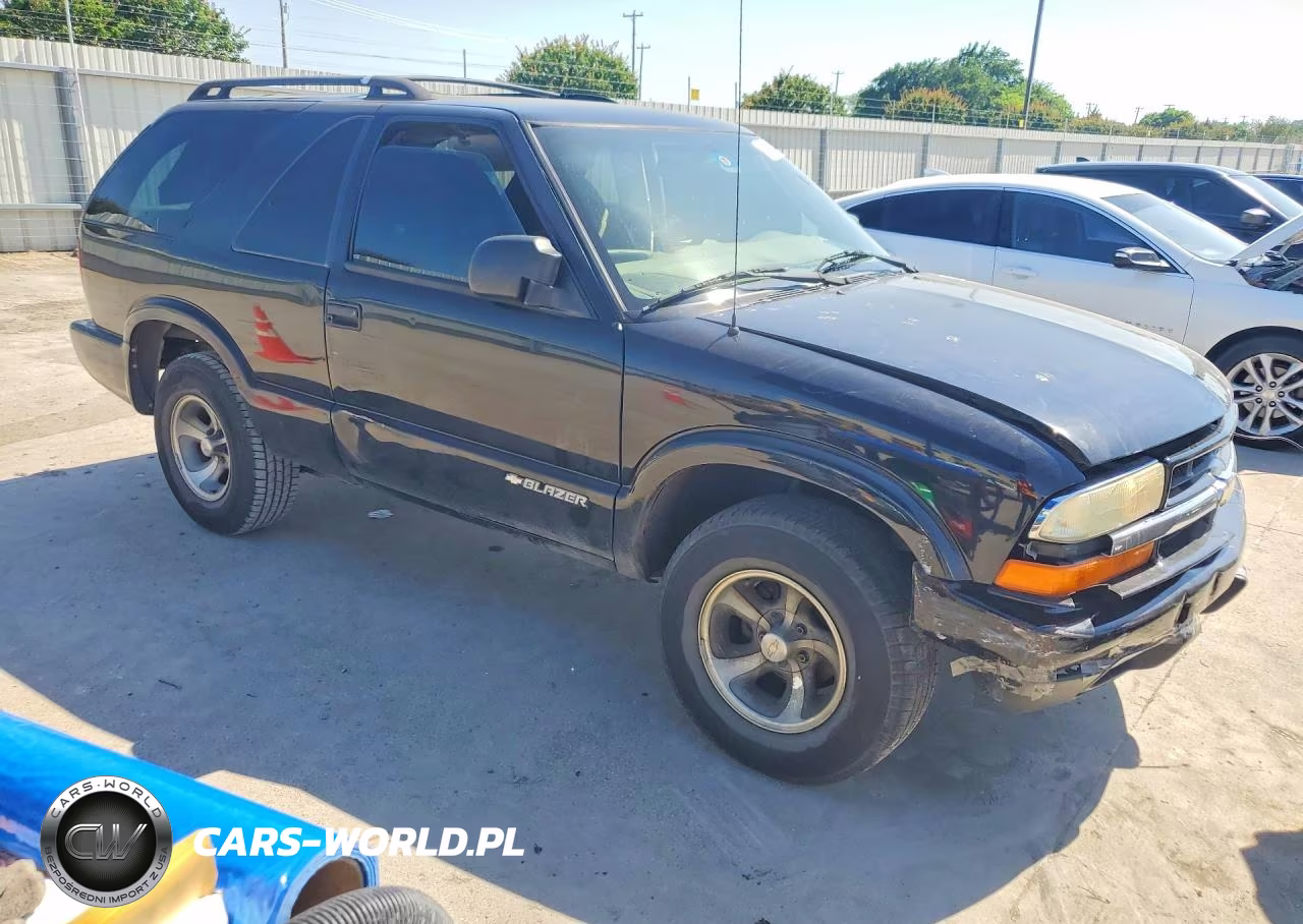 2005 Chevrolet Blazer VIN:1GNCS18XX5K107672 - 4