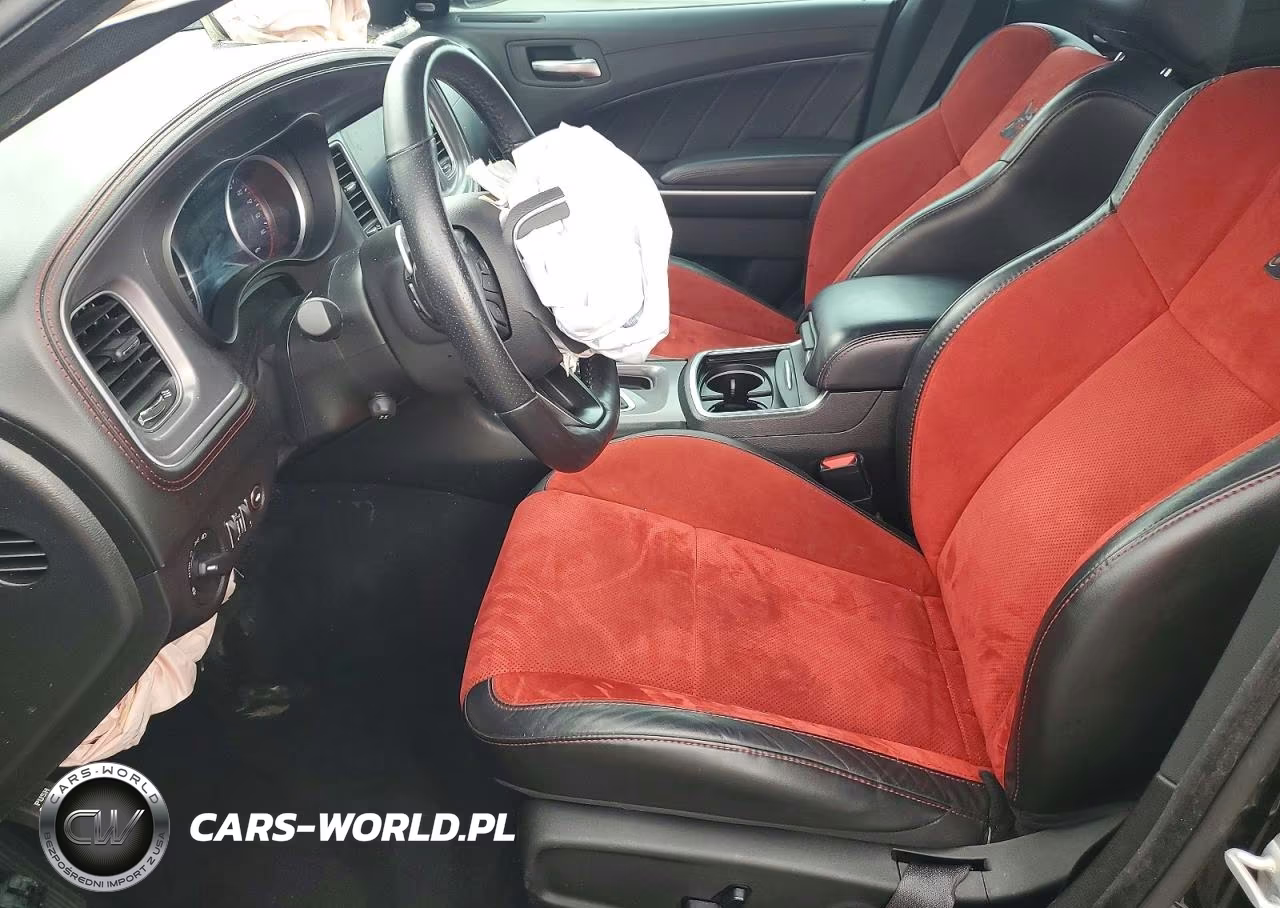 2023 Dodge Charger Scat Pack VIN:2C3CDXGJ8PH625135 - 7