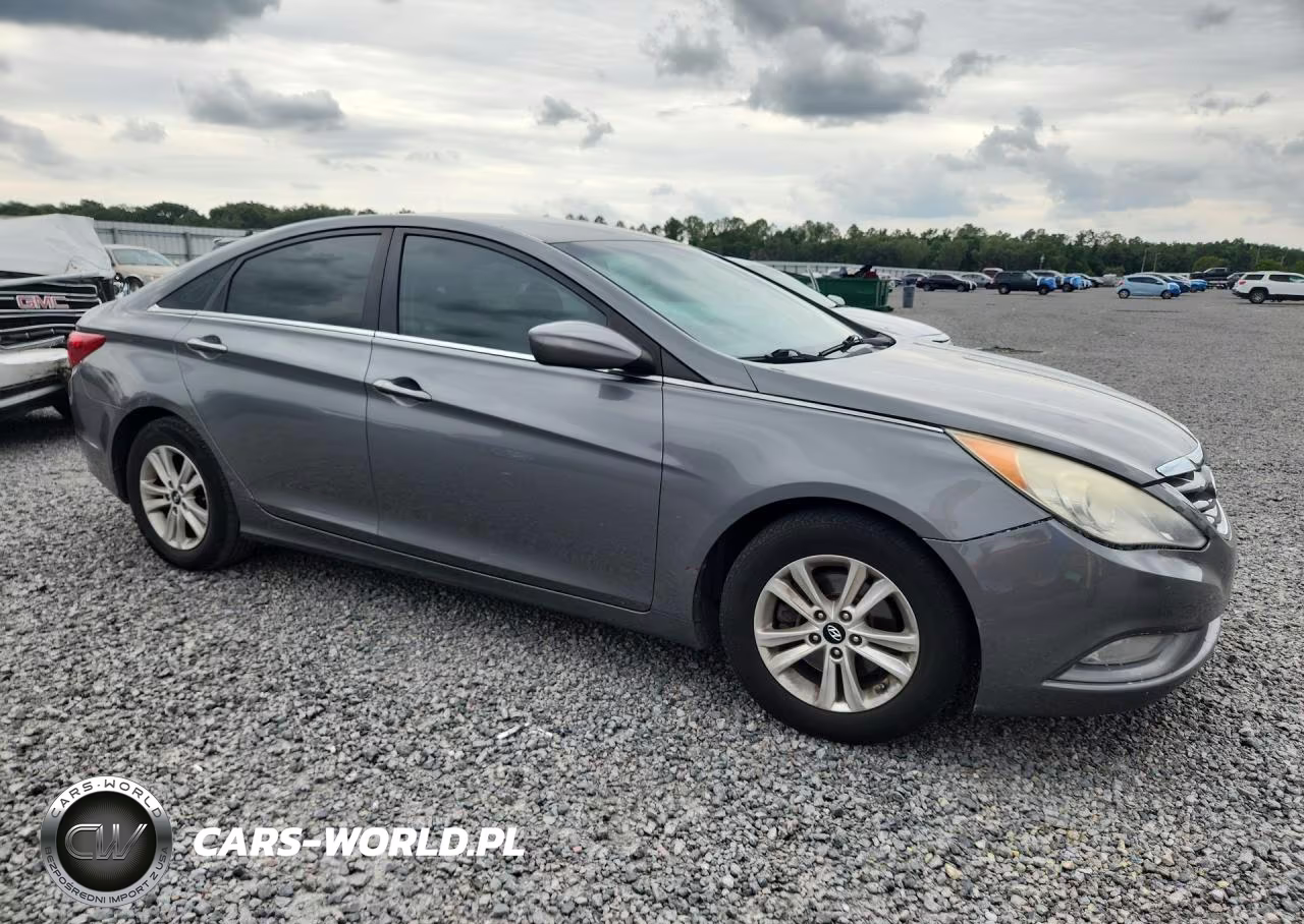 2013 Hyundai Sonata Gls VIN:5NPEB4AC0DH740902 - 4