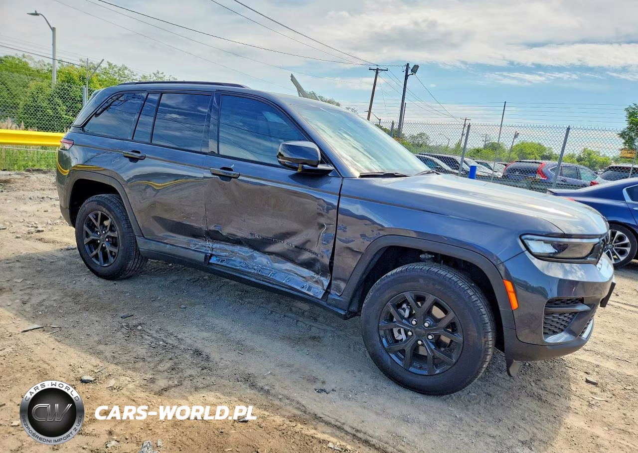 2024 Jeep Grand Cherokee Laredo VIN:1C4RJHAGXRC255054 - 4