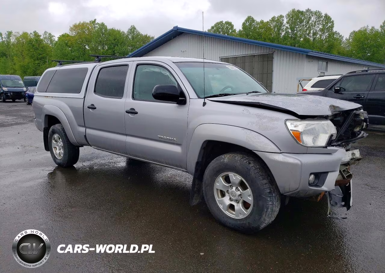 2014 Toyota Tacoma V6 VIN:3TMMU4FN5EM070811 - 4