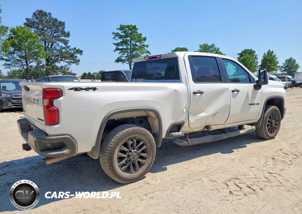 2025 Chevrolet Silverado K2500 Custom VIN:2GC4KME7XS1230287 - 3