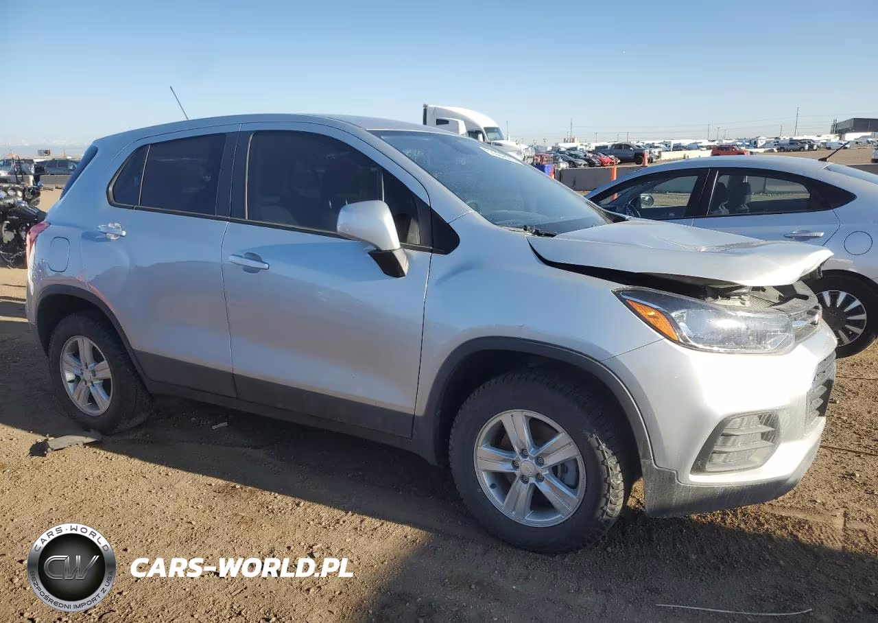 2020 Chevrolet Trax Ls VIN:3GNCJNSB8LL333986 - 4