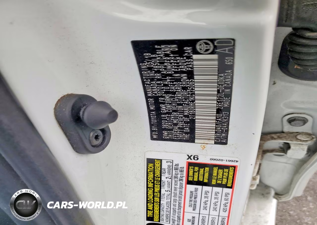 2019 Toyota Corolla L VIN:2T1BURHE1KC125065 - 13