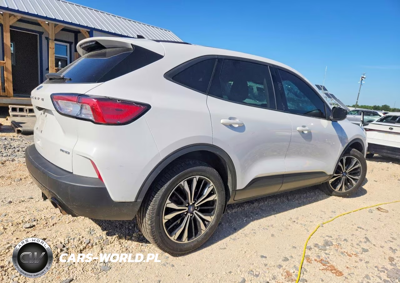 2021 Ford Escape Se VIN:1FMCU9G67MUA01043 - 3