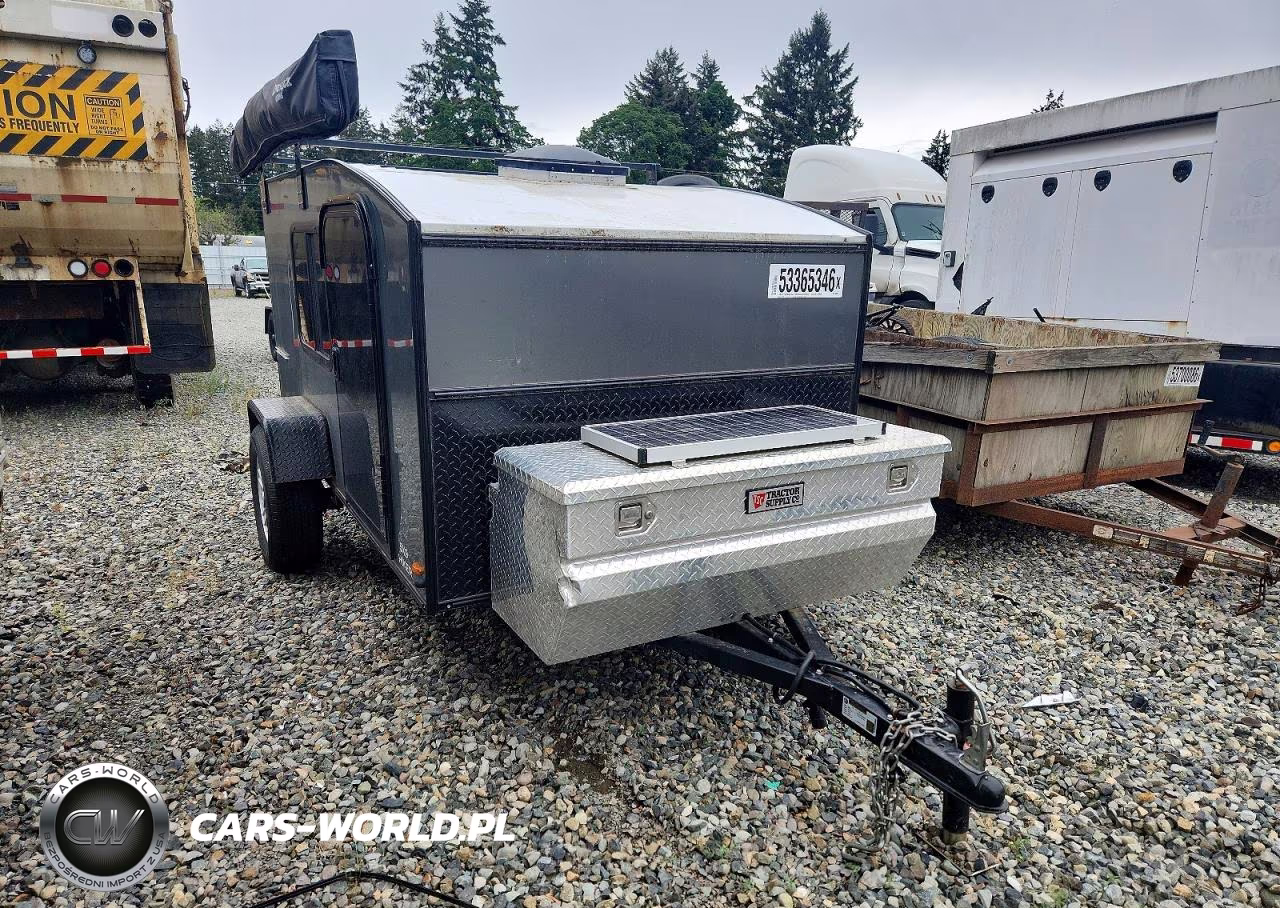 2018 Muddy River Hiker 5X9 Camper