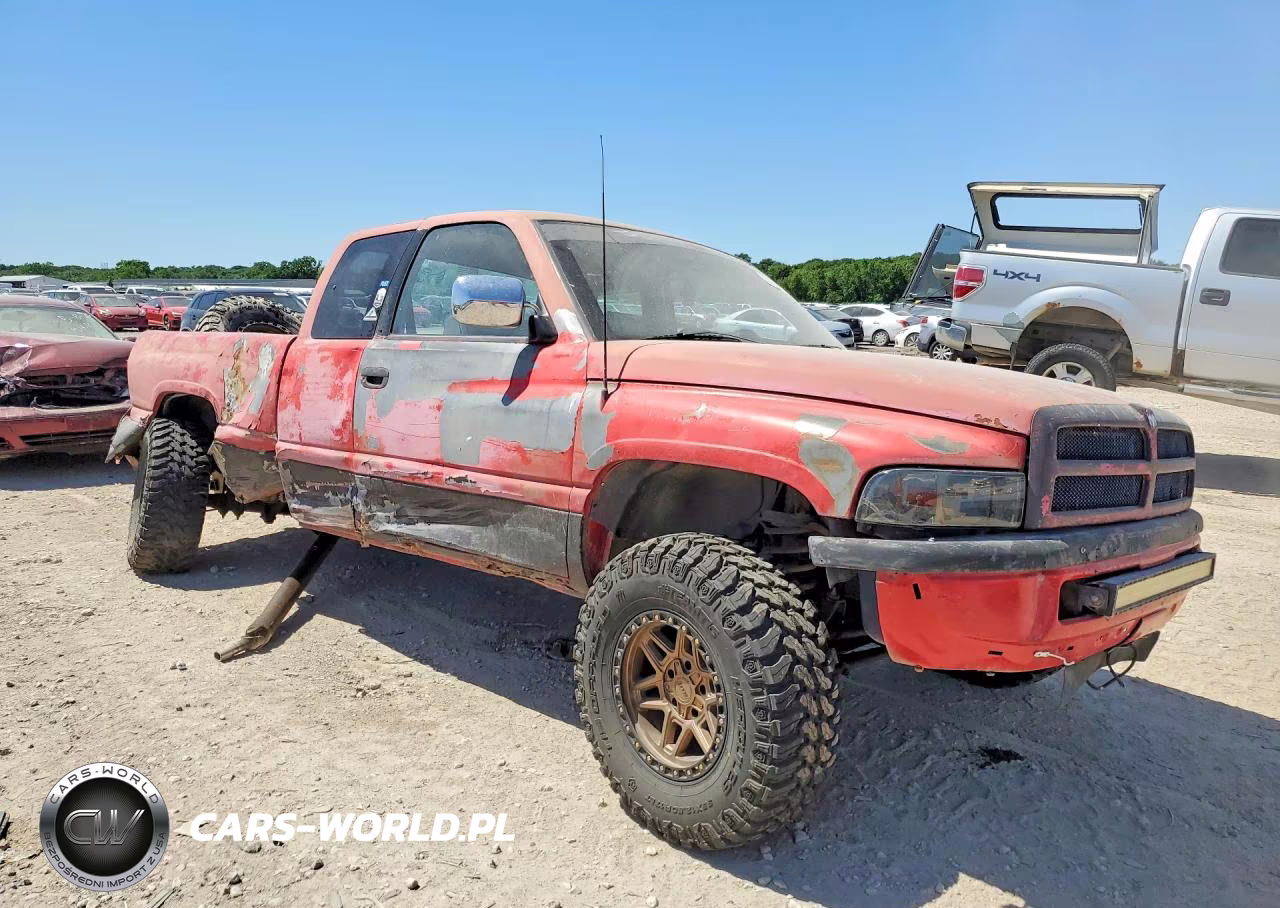 1995 Dodge Ram 1500 VIN:3B7HF13YXSM169015 - 4