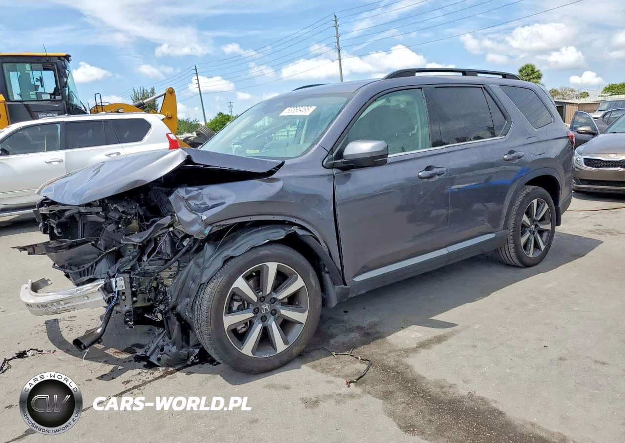 2025 Honda Pilot Touring – zdjęcie 1 z 13
