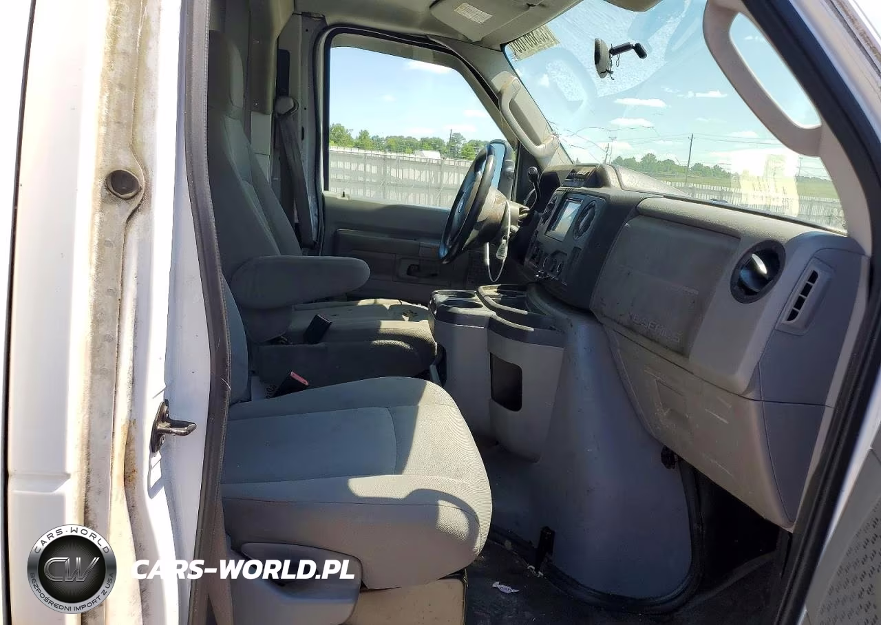 2011 Ford Econoline E350 Super Duty Cutaway Van VIN:1FDSE3FL2BDB18314 - 10