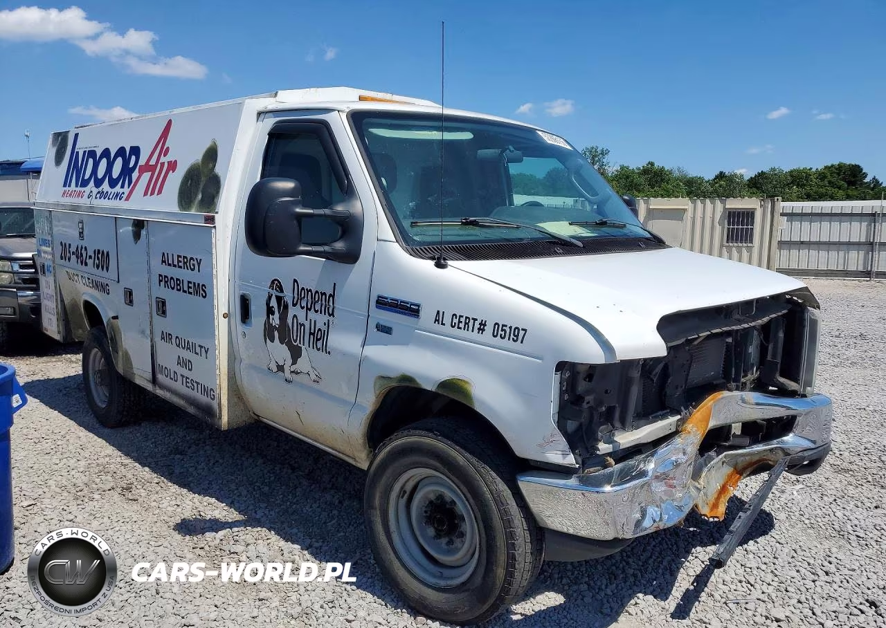 2011 Ford Econoline E350 Super Duty Cutaway Van VIN:1FDSE3FL2BDB18314 - 4