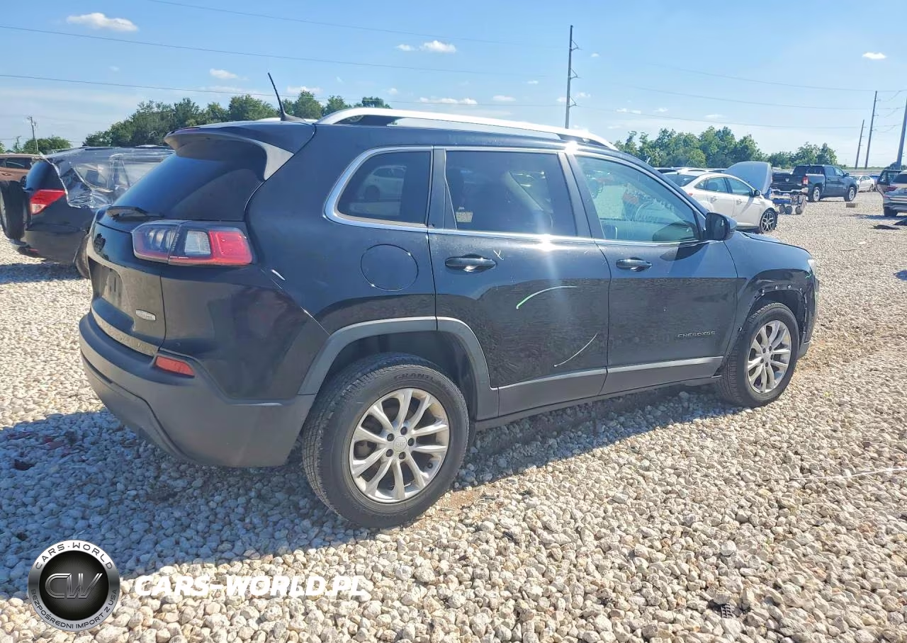 2019 Jeep Cherokee Latitude VIN:1C4PJLCB9KD221523 - 3