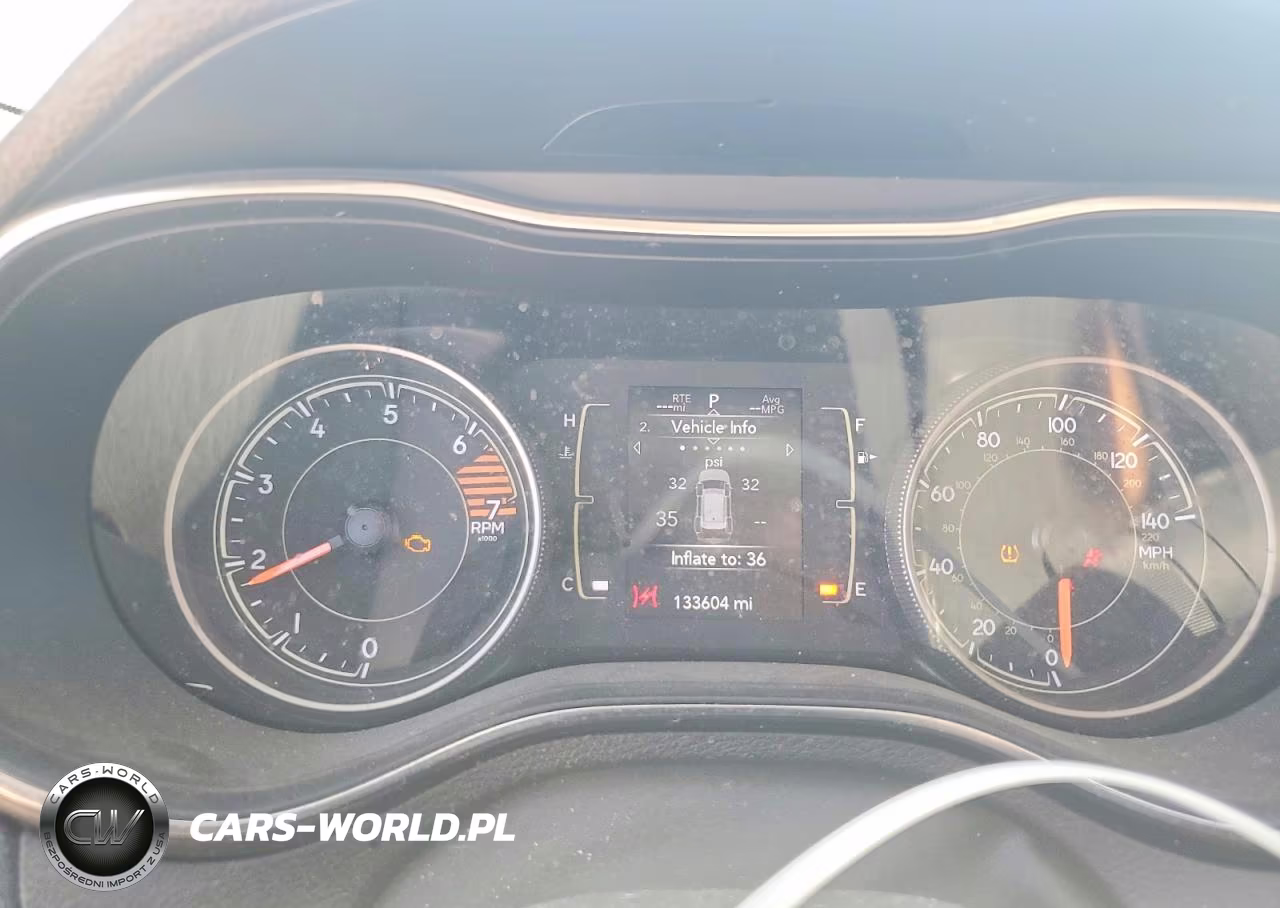 2019 Jeep Cherokee Latitude VIN:1C4PJLCB9KD221523 - 9