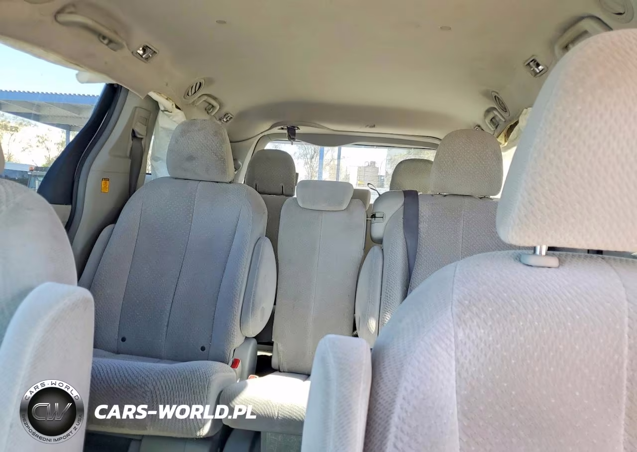 2011 Toyota Sienna Le VIN:5TDKK3DC8BS011904 - 10