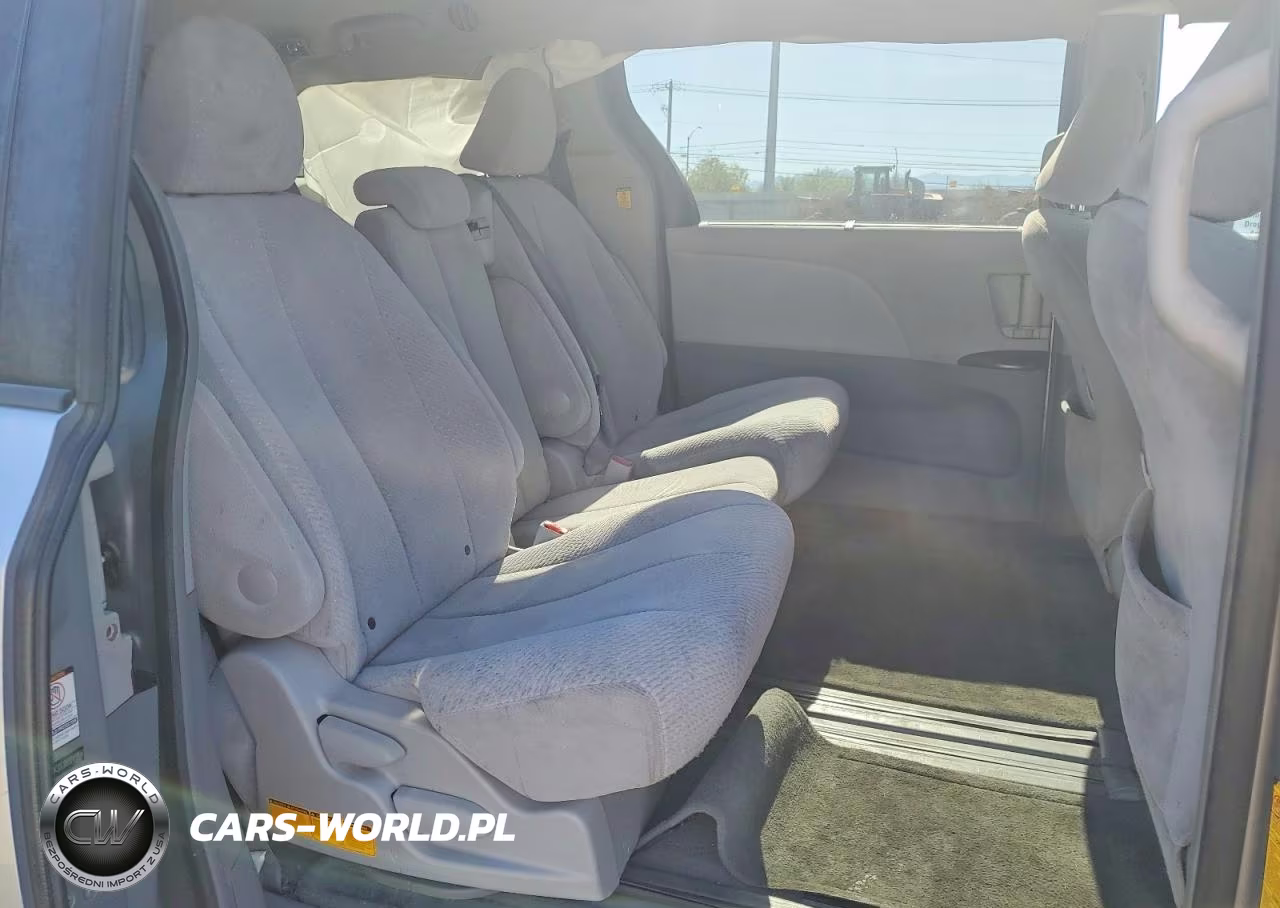 2011 Toyota Sienna Le VIN:5TDKK3DC8BS011904 - 11