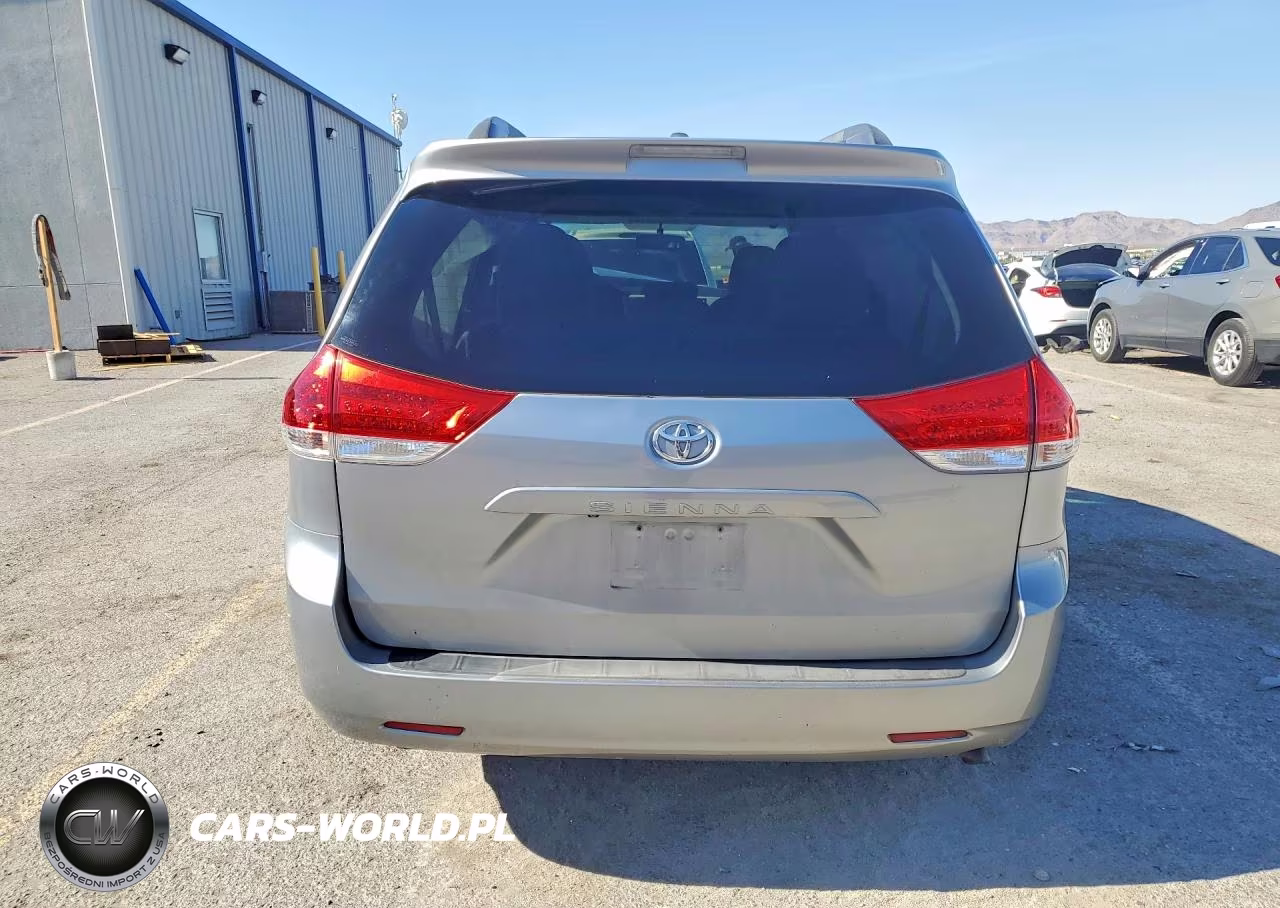 2011 Toyota Sienna Le VIN:5TDKK3DC8BS011904 - 6