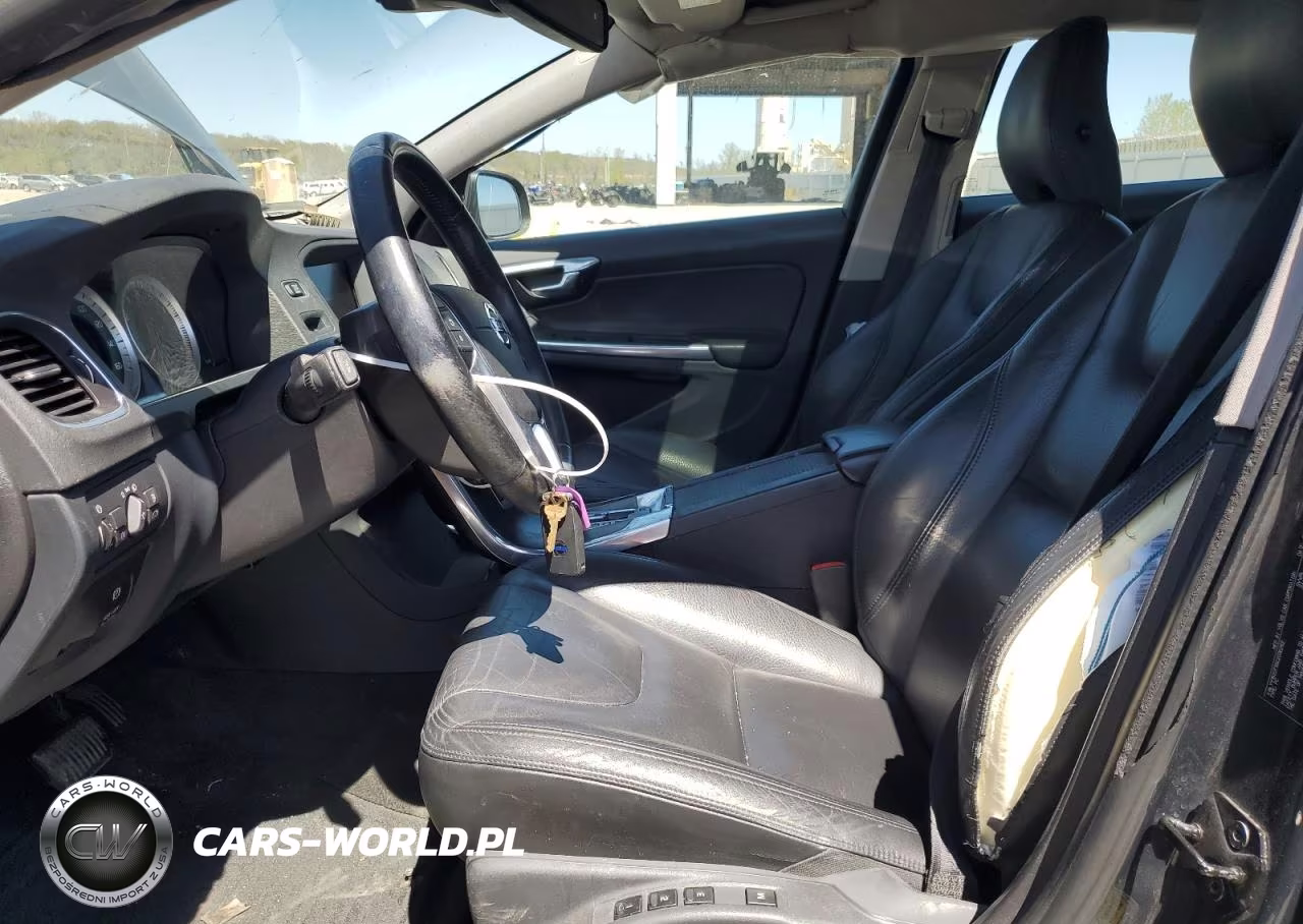 2012 Volvo S60 T5 VIN:YV1622FS5C2036262 - 7