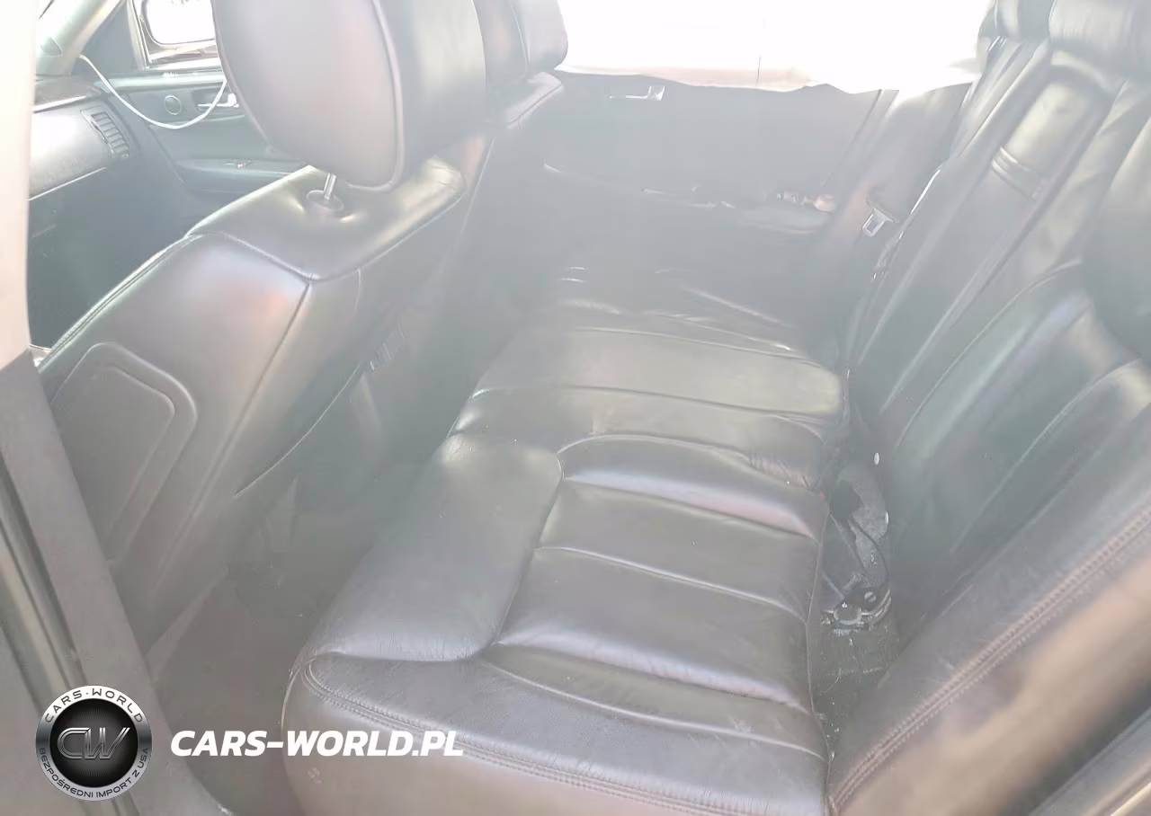 2010 Cadillac Dts VIN:1G6KA5EY1AU124387 - 10