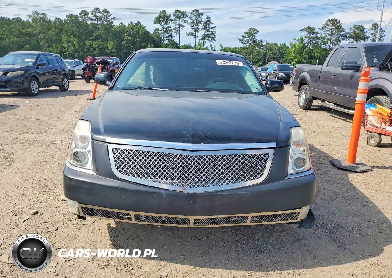 2010 Cadillac Dts VIN:1G6KA5EY1AU124387 - 5